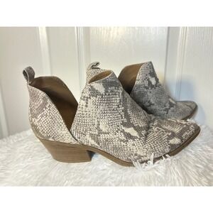 CLEARANCE $5 Womens Snake Print Cutout Ankle‎ Booties Low Heel Western Fashion